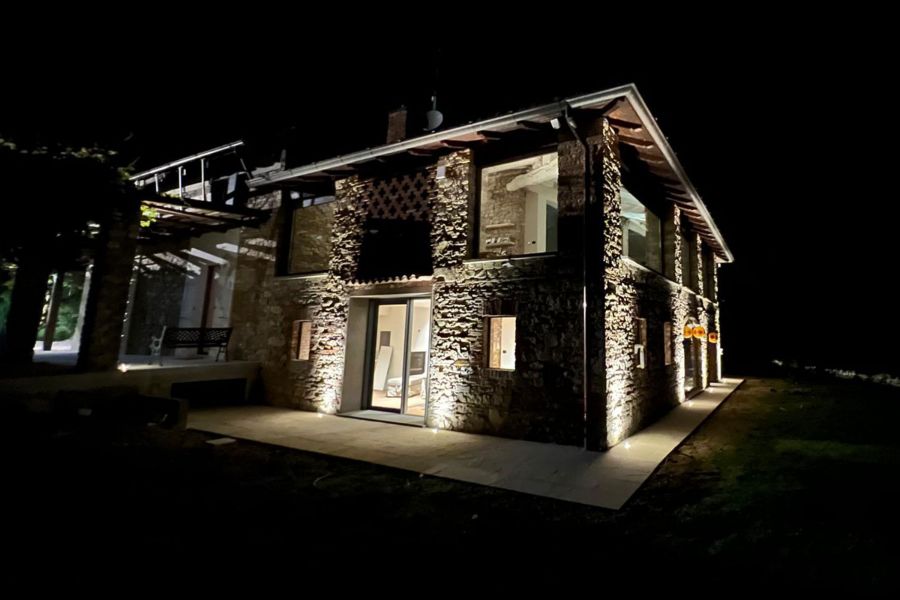 Ristrutturazione di un rustico – ex abitazione agricola esistente (Piozzano)