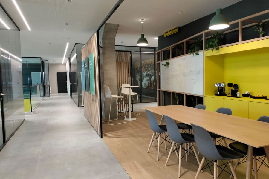 Ristrutturazione di capannone e uffici esistenti (Reggio Emilia)